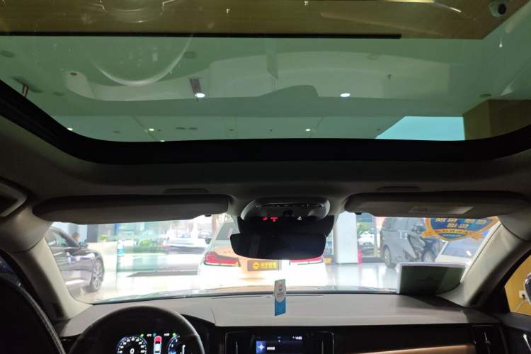 Used Volvo S90 2018 T5 Zhiya Edition
