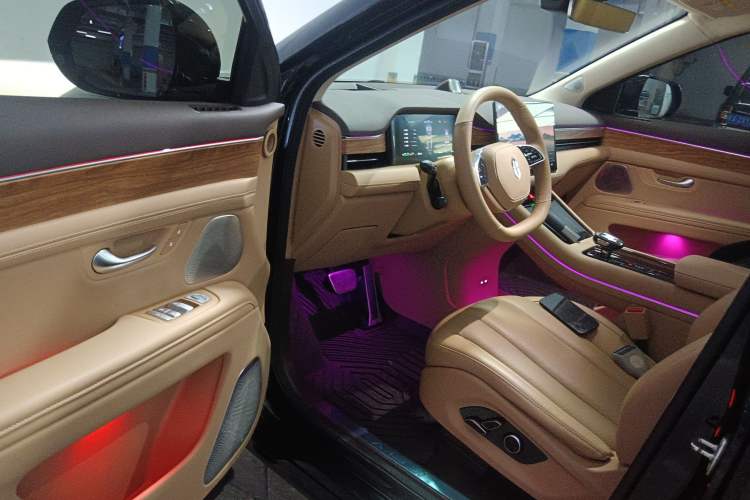 Used Hima AITO M7 2024 1.5T Rear-Drive Plus Version 5 Seats
