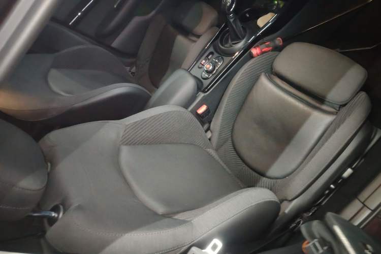 Used  Clubman 2018 1.5T COOPER Classic Edition
