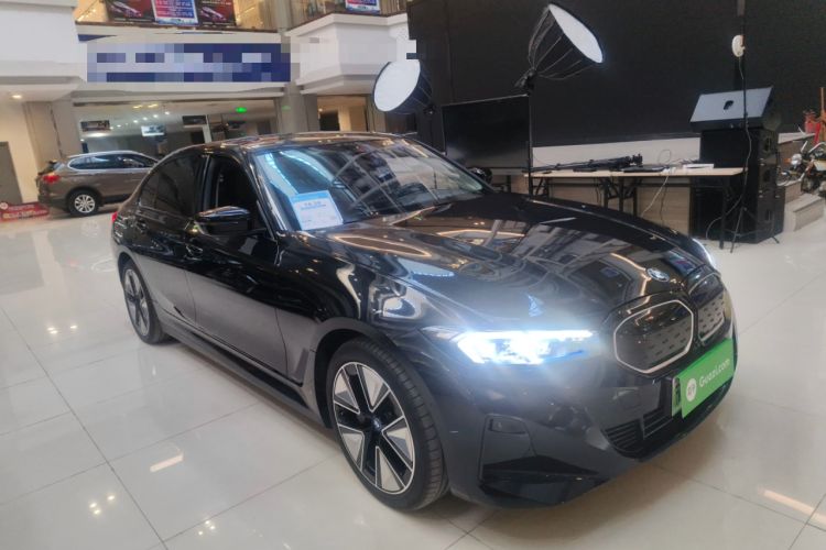 Used BMW i3 2023 eDrive 40 L Midnight Sports Package
