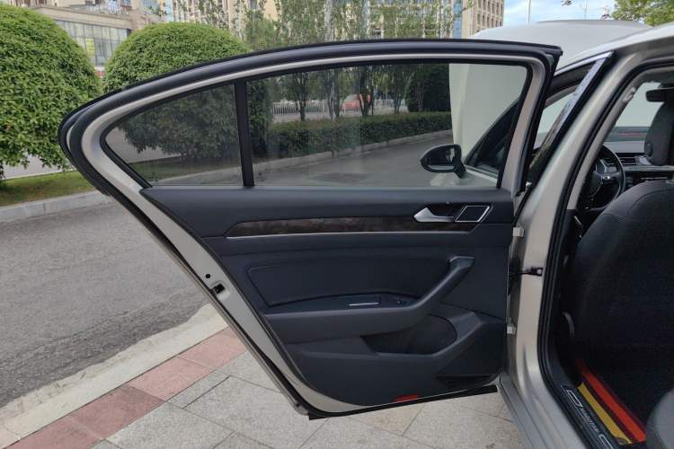 Used Volkswagen Magotan 2019 330TSI DSG Luxury Version China VI Standard
