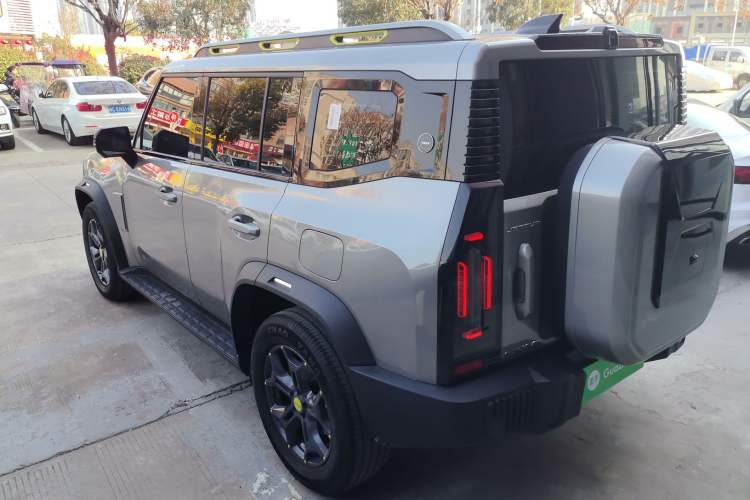 Used JETOUR Traveler 2023 2.0T All-Wheel-Drive CrossPRO
