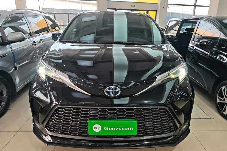 Used Toyota Granvia 2023 2.5L Hybrid Prestige PLUS Edition
