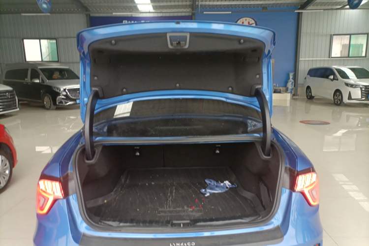 Used Lynk & Co 03 2021 2.0TD Automatic Trendy Champion Edition