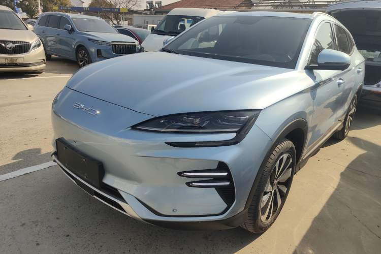 Used BYD Song PLUS New Energy 2023 Champion Edition EV 520KM Prestige Model
