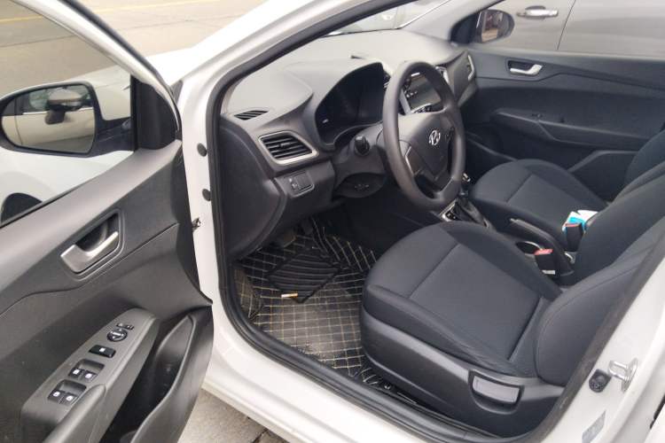 Used Hyundai Verna 2016 1.4L Automatic Cool Edition GLS
