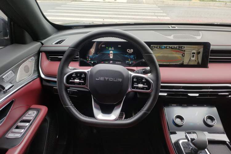 Used JETOUR X70 PLUS 2023 1.6T DCT Stronger PRO 5-Seater