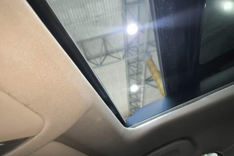 Used Toyota Wildlander 2023 Dual-Motor 2.5L E-CVT Four-Wheel Drive Prestige Edition
