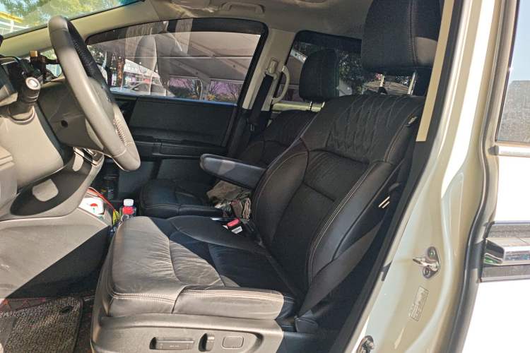 Used Honda Elysion 2019 2.0L Hybrid Luxury Edition
