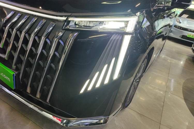 Used GAC Trumpchi M8 2024 Master Series Super Hybrid Edition
