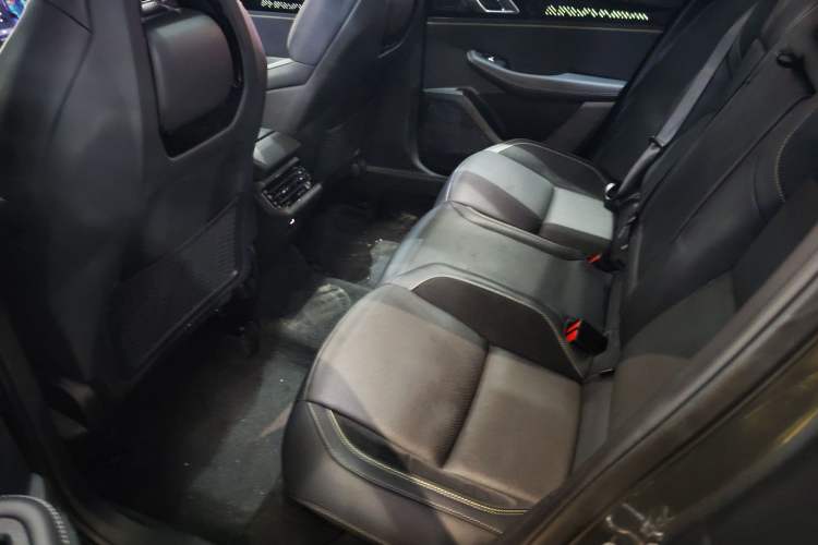 Used Lynk & Co 03 2023 1.5TD DCT JingPro
