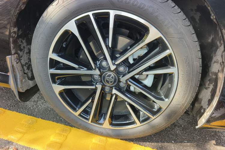 Used Toyota Camry 2024 Dual-Motor 2.0 HG Premium Edition