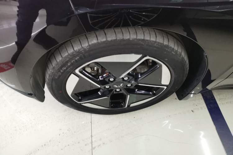Used Wuling Xingguang 2023 150 Advanced Edition
