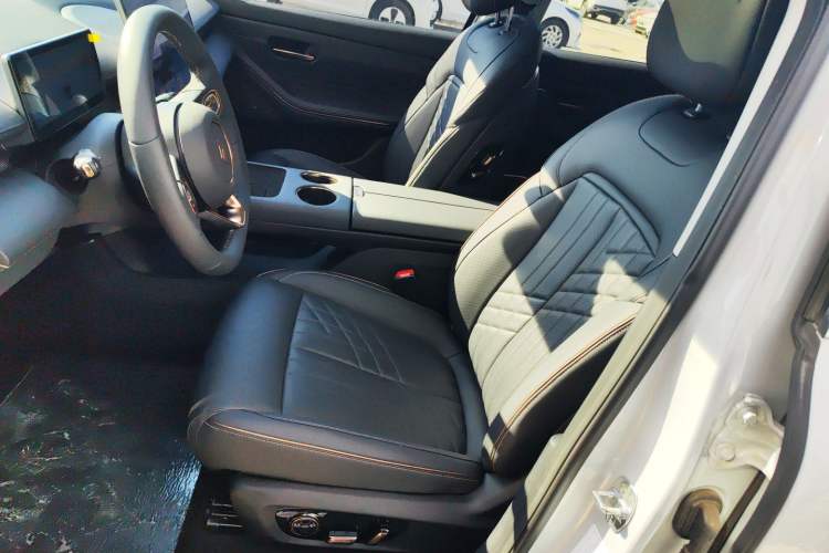 Used Baojun Enjoy 2025 All-Electric 600km Luxury Edition
