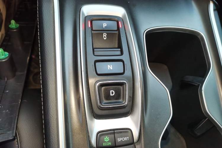 Used Honda Accord 2018 Rui Hybrid 2.0L Rui Ling Edition China VI
