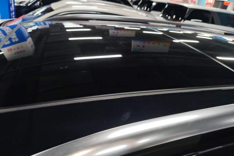 Used Volkswagen Tiguan L 2021 330TSI Automatic Two-Wheel Drive Smart Edition
