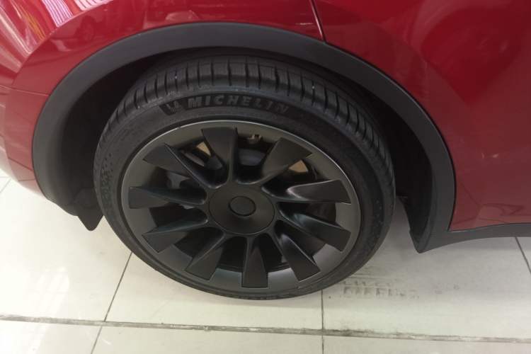 Used Tesla Model Y 2024 Rear-Wheel-Drive Version
