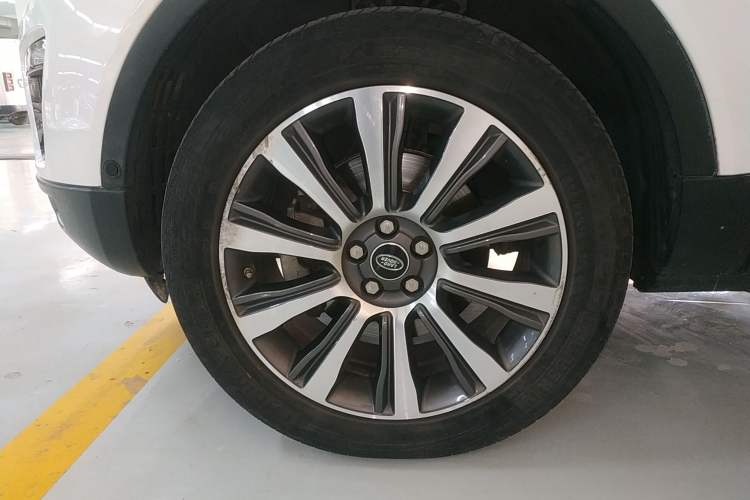 Used Land Rover Range Rover Evoque 2018 240 PS SE Smart Brilliance Edition