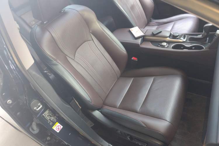 Used Lexus RX 2016 300 4x4 Elegant Edition China V-standard