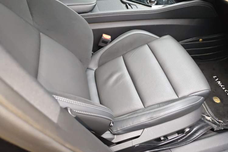 Used Lynk & Co 03 2022 2.0TD DCT JingPro
