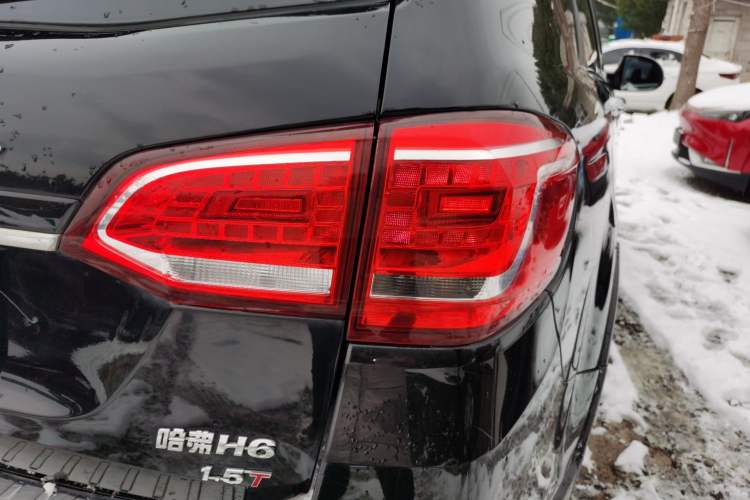 Used Haval H6 2014 Sport Version 1.5T Manual Two-Wheel Drive Elite Edition
