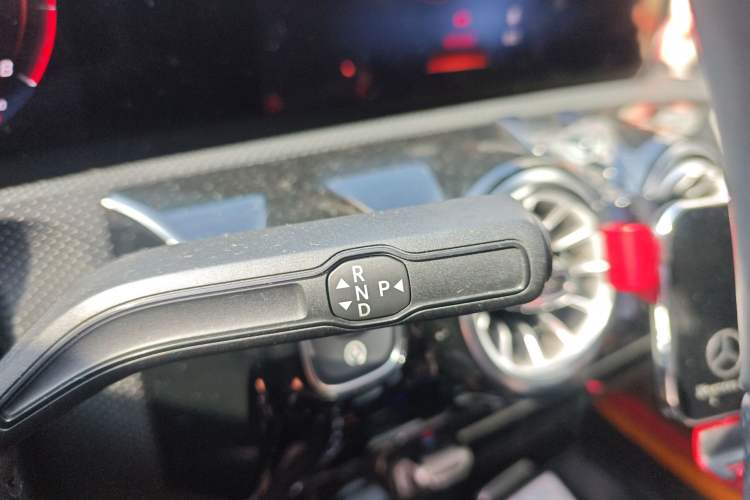 Used Mercedes-Benz A-Class 2022 Revised Version A 200 L Sport Sedan Fashionable Style