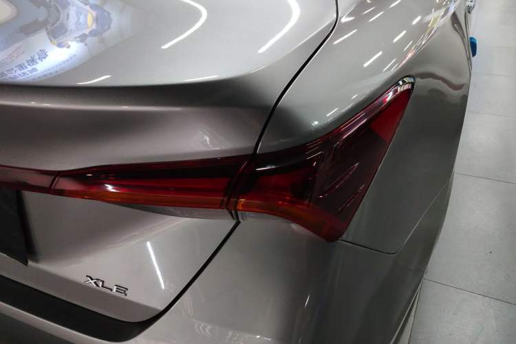 Used Toyota Avalon 2019 2.0L XLE Premium Edition China VI
