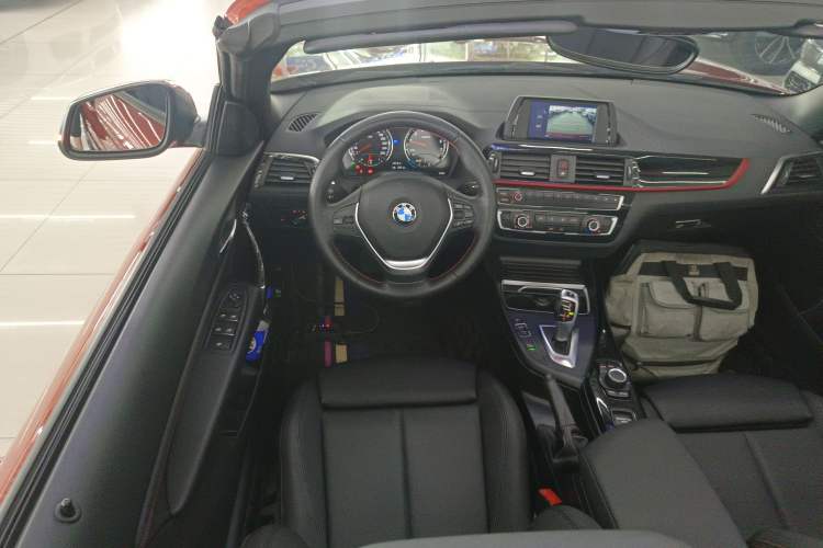 Used BMW 2 Series 2018 220i Convertible Coupe Sports Design Package