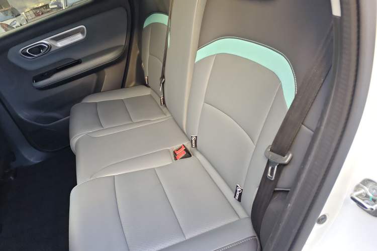 Used AION Y 2023 Plus 610 Smart Edition Lithium Iron Phosphate
