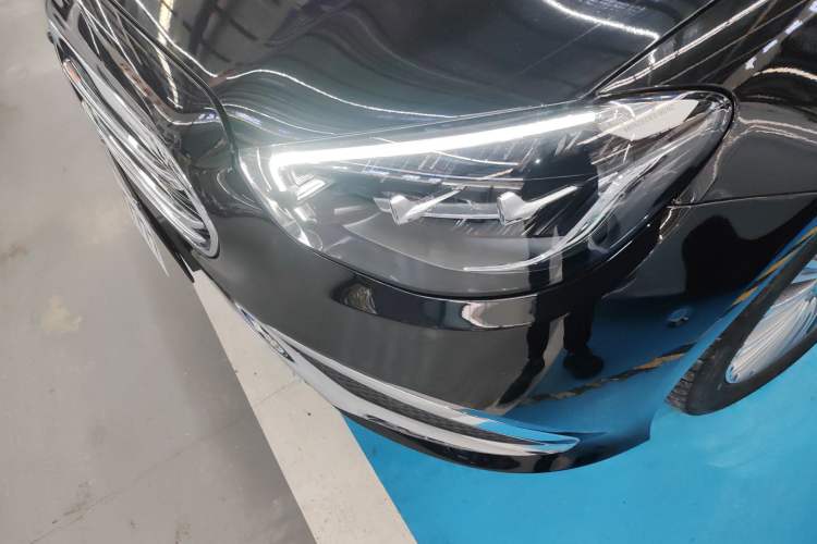 Used Mercedes-Benz E-Class 2022 Second Facelift E 300 L Luxury Edition