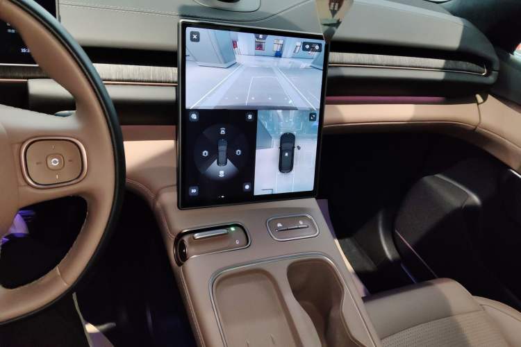 Used Nio ES6 2024 75 kWh
