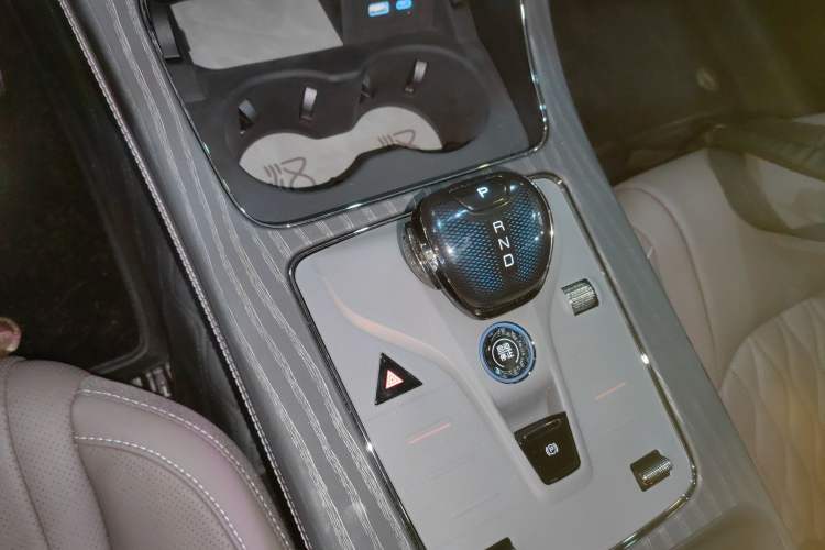 Used BYD Han 2024 DM-i Glory Edition 121KM Prestige Model
