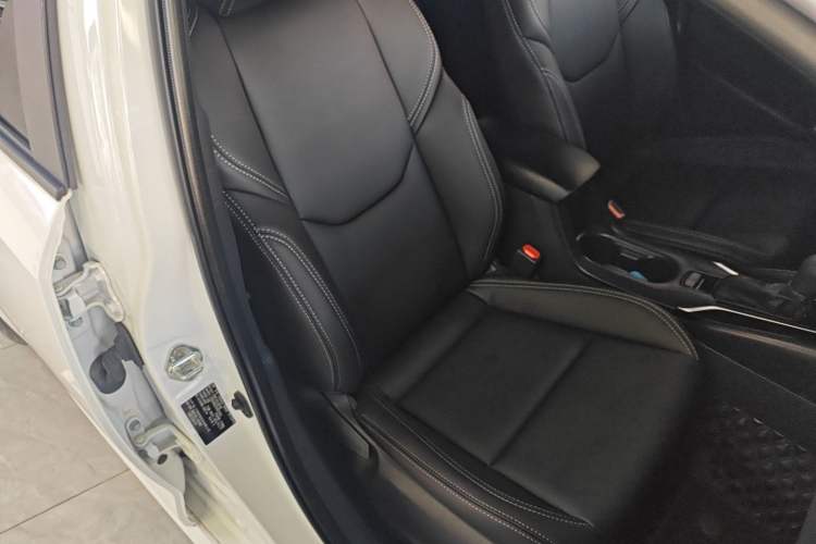 Used Toyota Levin 2023 Smart Electric Hybrid Dual-Engine 1.8L Leading Edition
