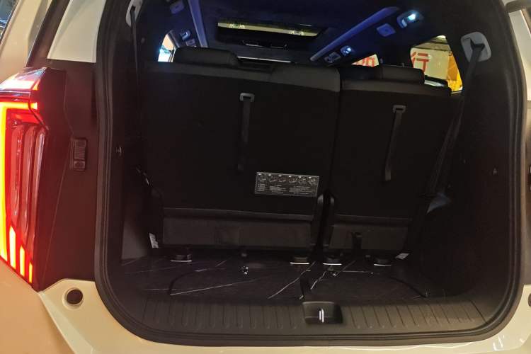 Used GAC Trumpchi M8 2024 Master Series 400T Prestige Edition
