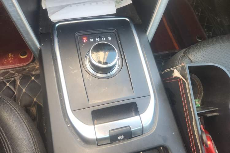 Used Land Rover Discovery Sport 2018 240 PS SE Version
