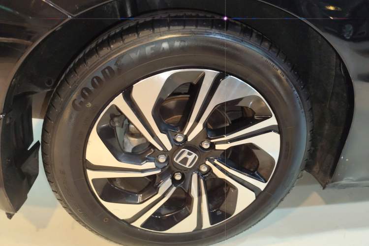 Used Honda Crider 2016 1.8L CVT Luxury Edition
