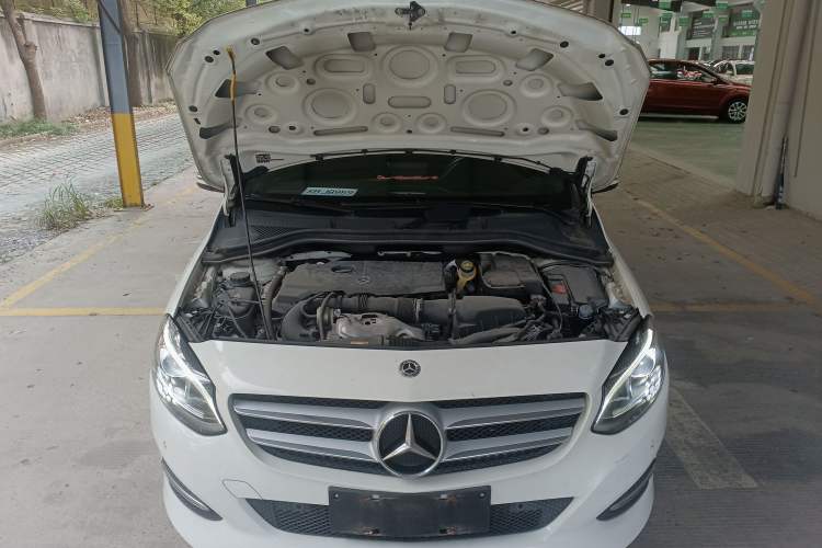 Used Mercedes-Benz B-Class 2018 B 200 Fashion Model
