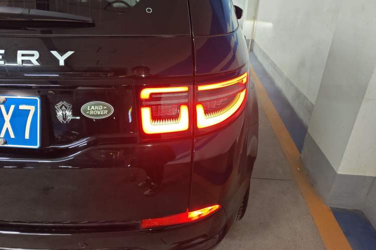 Used Land Rover Discovery Sport 2024 Performance Tech Edition
