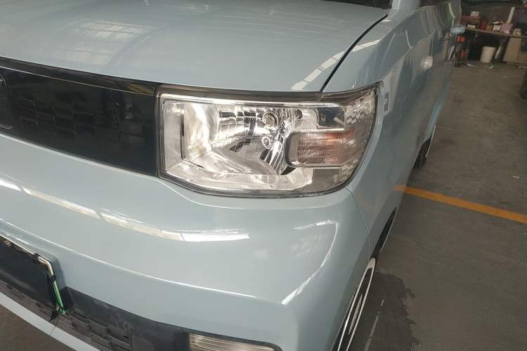 Used Wuling Hongguang MINIEV 2022 Easy Version Lithium Iron Phosphate
