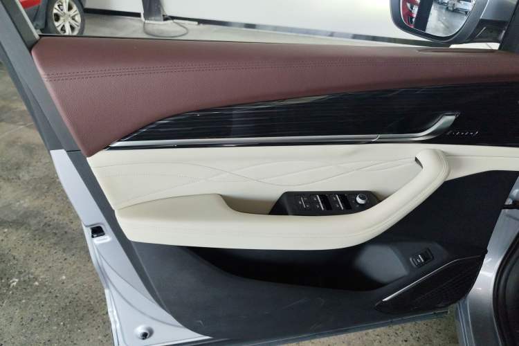 Used Geely Auto Monjaro L 2021 2.0TD DCT EVO Two-Wheel Drive Prestige Version
