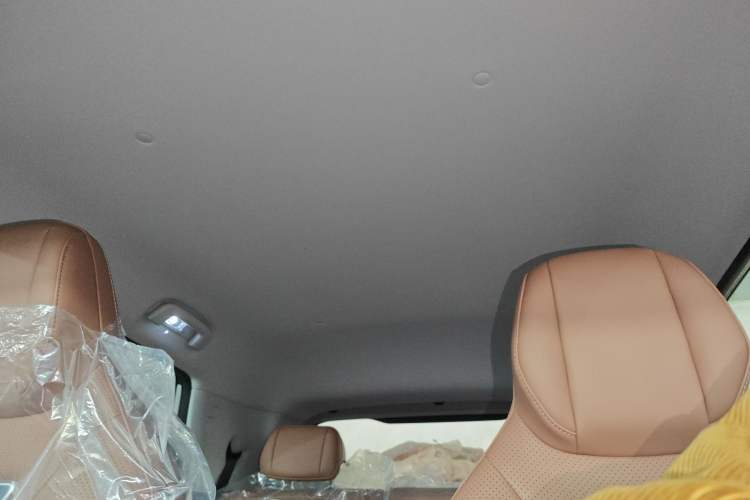 Used Wuling Bingo S 2025 Model 325km Deluxe Edition