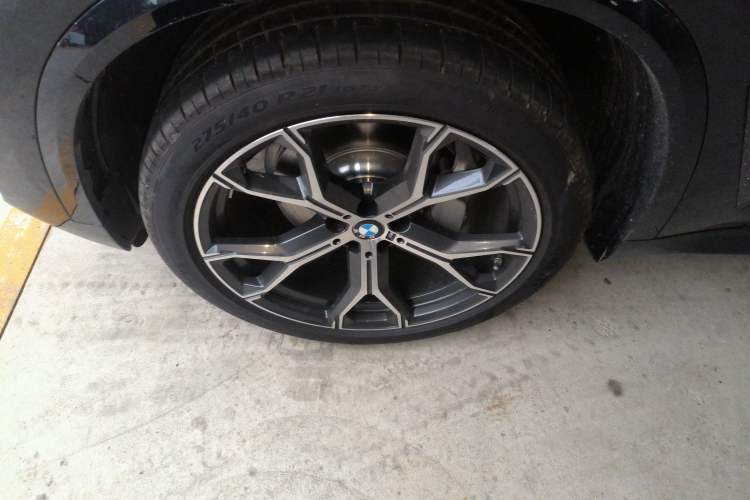 Used BMW X5 2023 xDrive 30Li Luxury M Sport Night Edition Package
