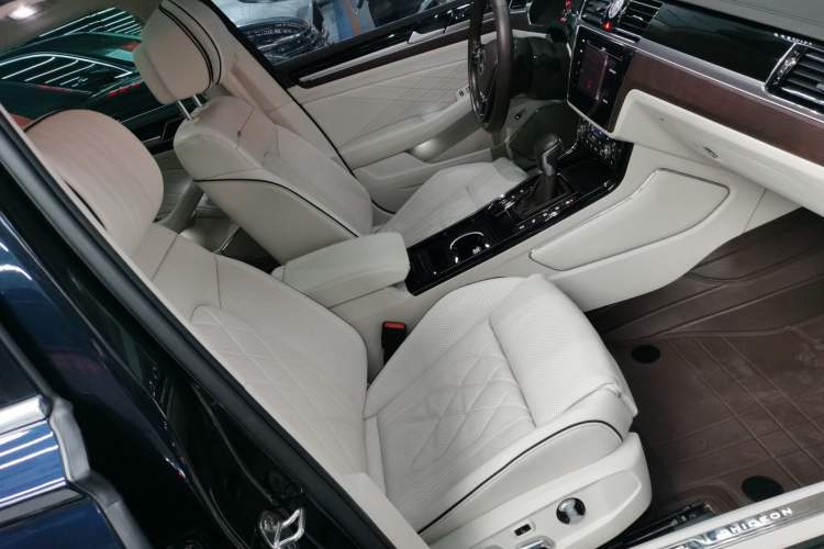 Used Volkswagen Phideon 2021 380TSI Prestige Edition