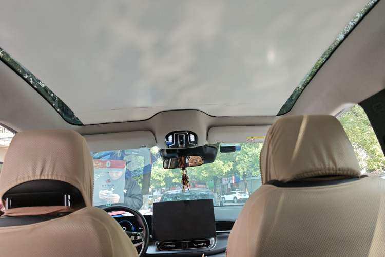 Used AION V 2021 Plus 70 Smart Technology Edition Lithium Iron Phosphate
