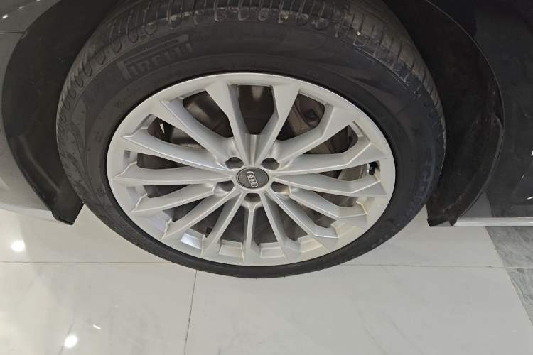 Used Audi A8 2019 Plus A8L 50 TFSI quattro Comfort Model
