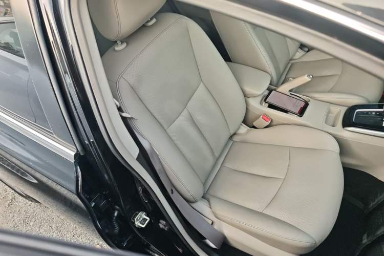 Used Nissan Sylphy 2016 1.6XV CVT Smart Enjoyment Version
