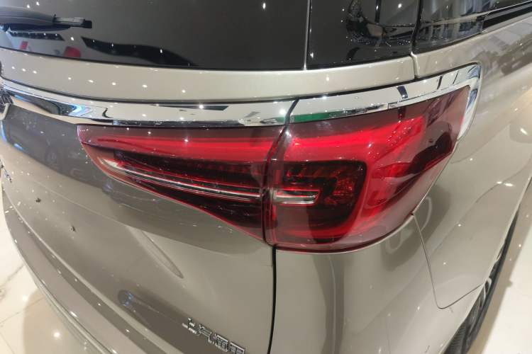 Used Buick GL8 2023 ES Lu Zun Deluxe Model
