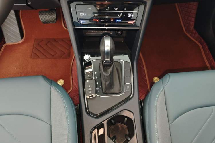 Used Volkswagen Tharu 2024 300TSI Two-Wheel-Drive Full Moon Edition