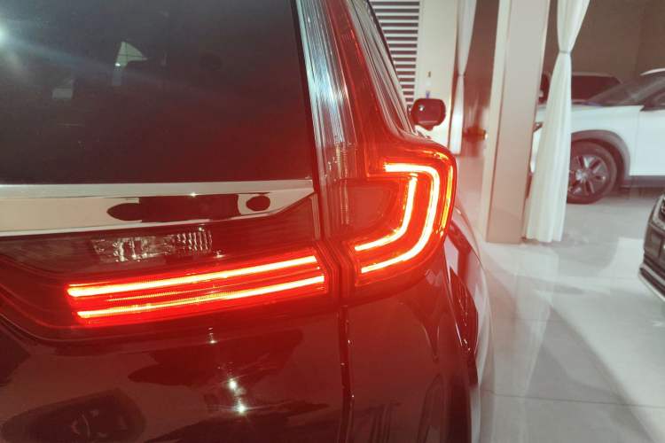 Used Honda CR-V 2021 240TURBO CVT 2WD Black Jazz Edition
