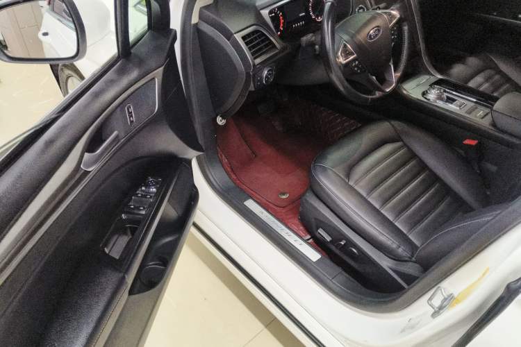 Used Ford Mondeo 2018 EcoBoost 180 Smart Control Fashion Model China V Standard
